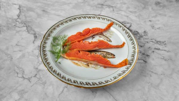 la portion de Saumon fumé SAUVAGE fabriqué à chaponost  60G env